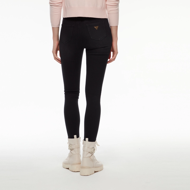GUESS