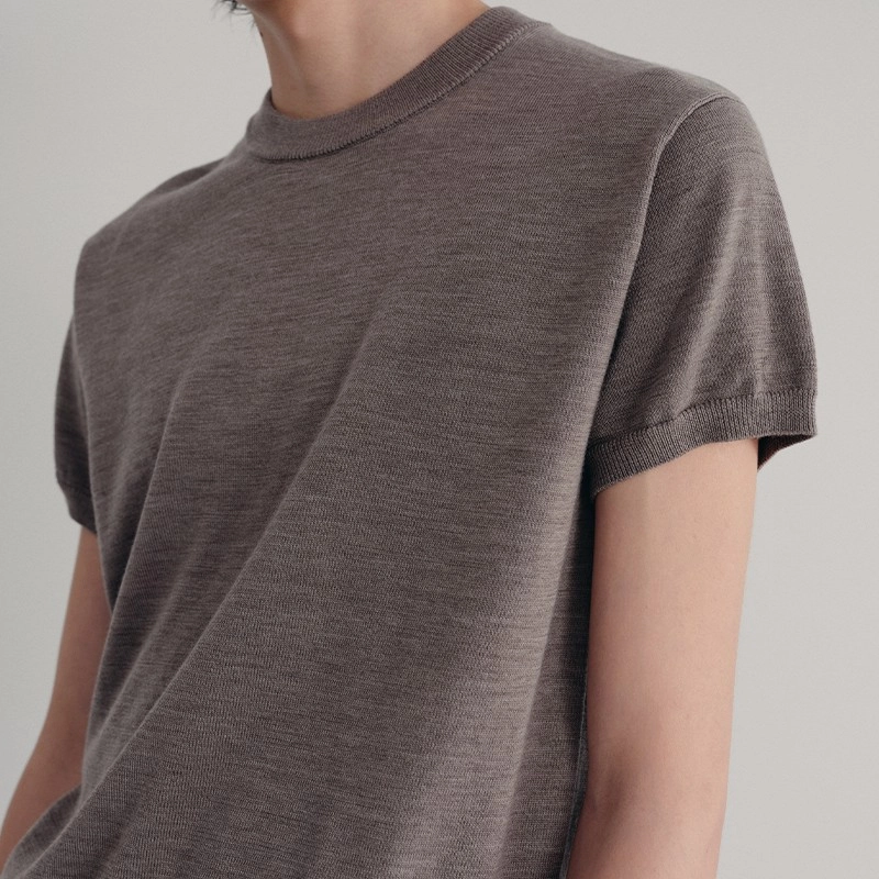 J CAESAR STUDIO T