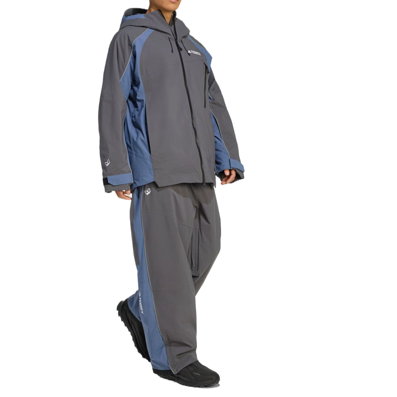 adidas 2L
