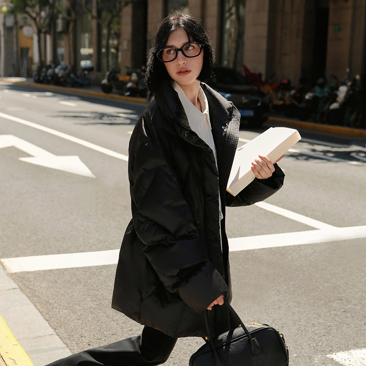太平鸟 纯色通勤舒适纯色百搭羽绒服 女款 黑色