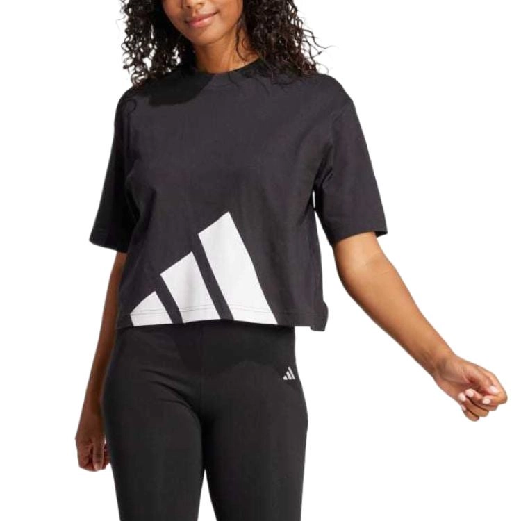 adidas ESSENTIALS T