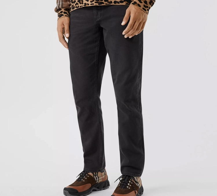 Burberry Straight Fit
