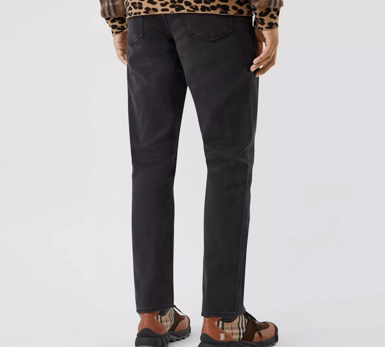 Burberry Straight Fit