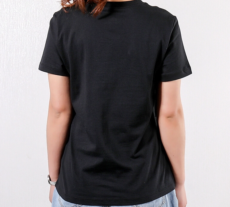 Nike Sportswear Essential LogoT