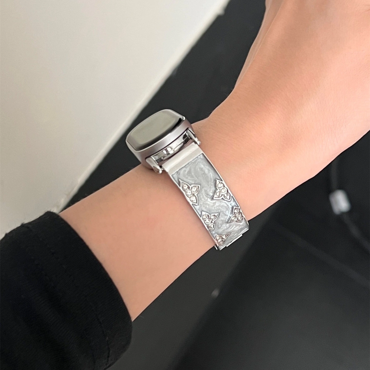 1089NFCwatch45