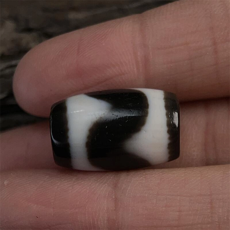 灵运宝 #转运招财藏区老天珠虎牙至纯材质手串老矿风化油润包浆老料器磨损到位 一物一图#好运 玛瑙 吊坠 男女同款情侣款