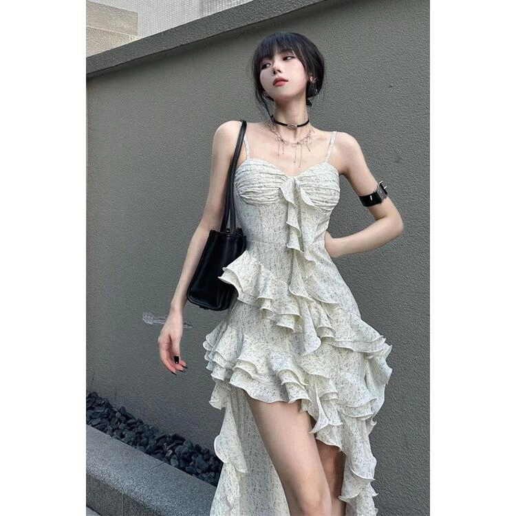 纤丝鸟 甜辣风荷叶边不规则碎花气质仙女沙滩长裙子吊带连衣裙 女款