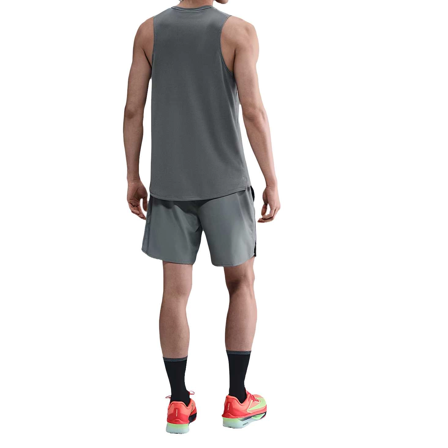 Nike MILER Dri-FIT