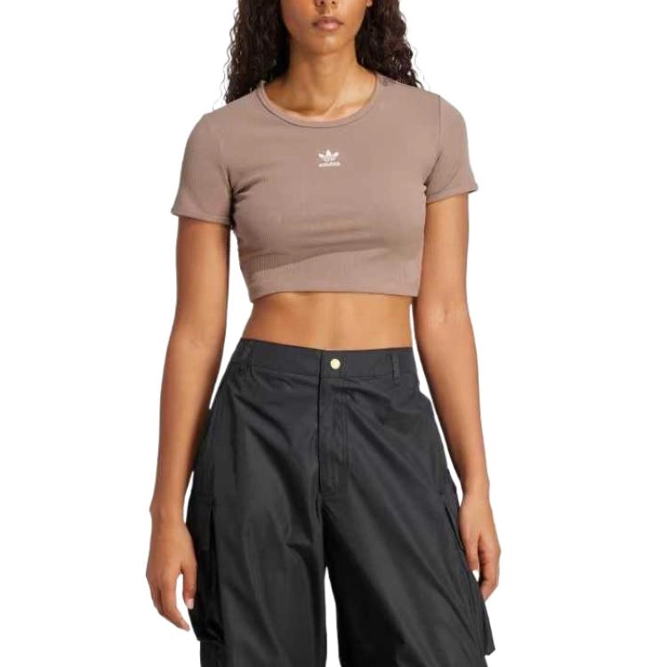 adidas originals Essentials logo T