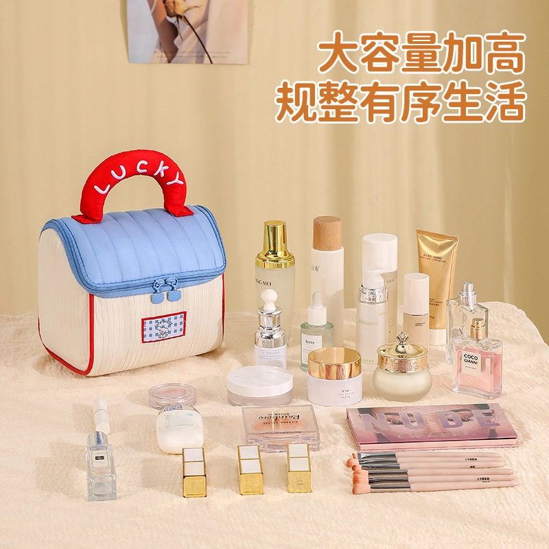 未来枫情 小房子大容量手提化妆包 便携防水旅行 可收纳 加厚