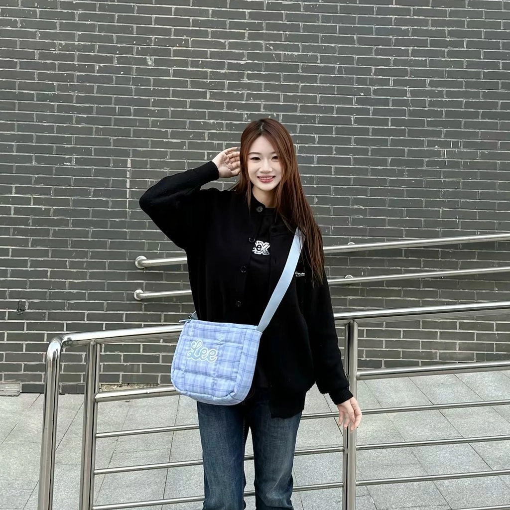 Lee ins
