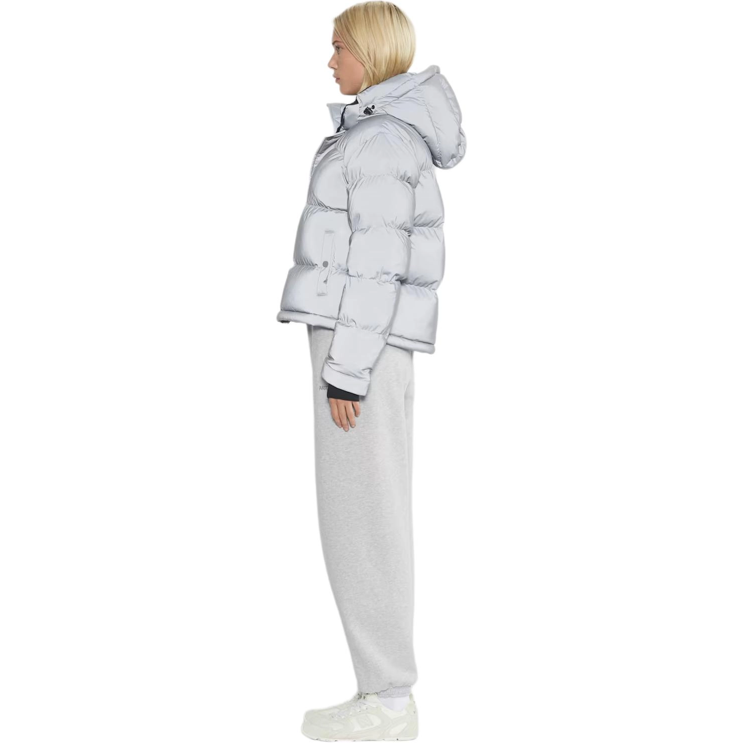 ARITZIA Super Puff Hi-Vis Reflective Shorty 4