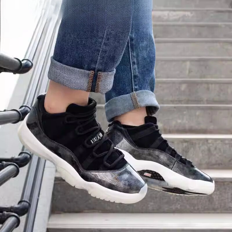 Jordan Air Jordan 11 Low Barons GS