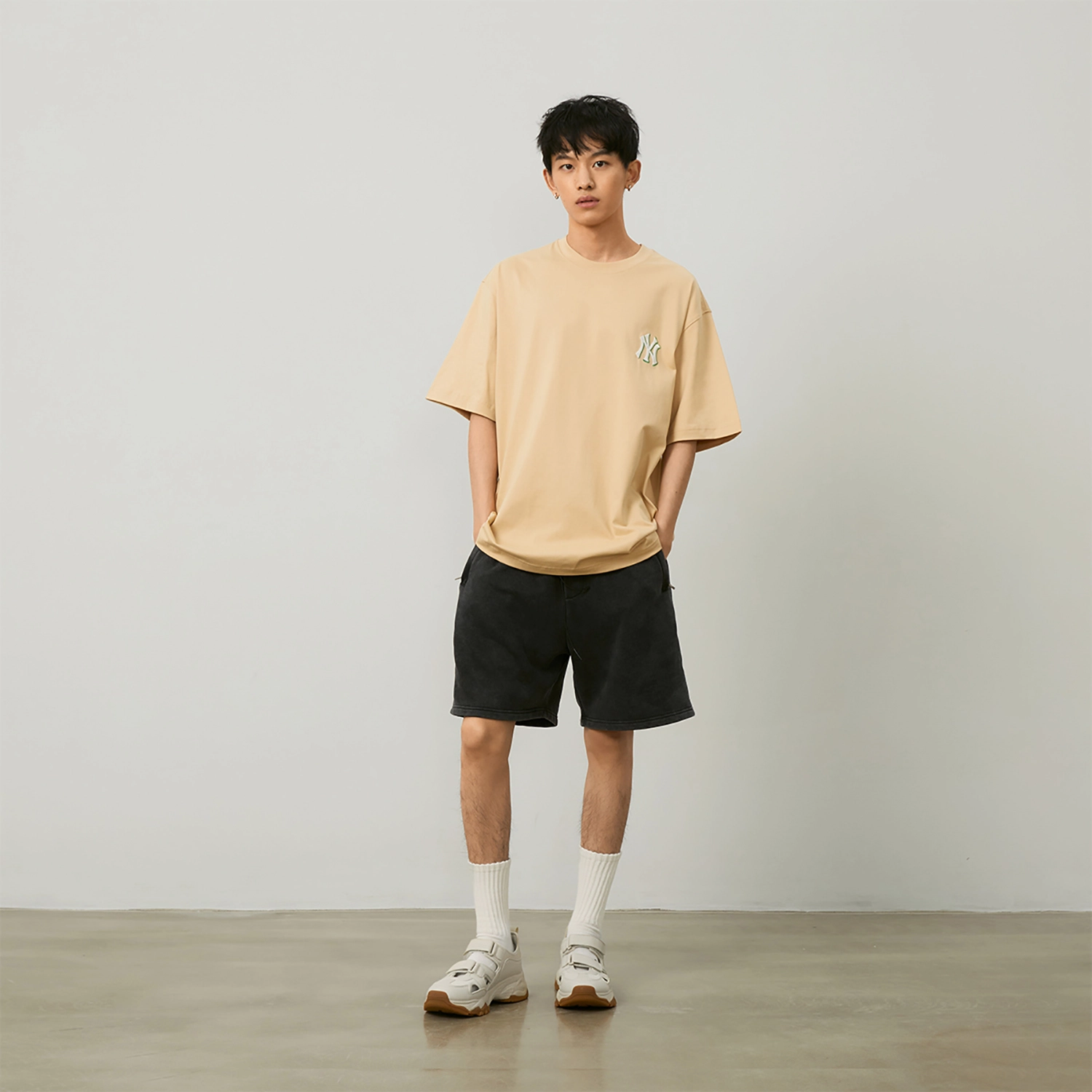 MLB MONOGRAM LOGO SS24 T