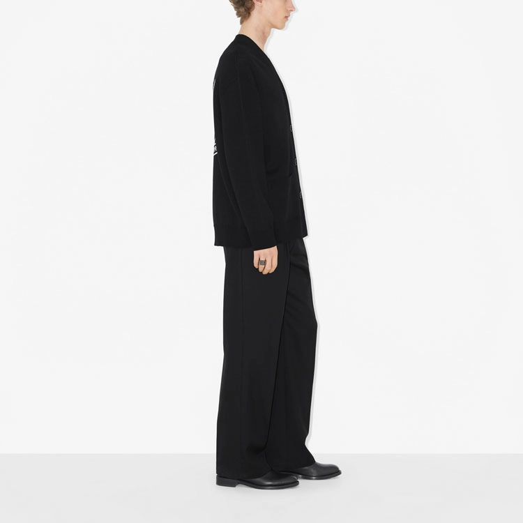 Burberry SS23 V