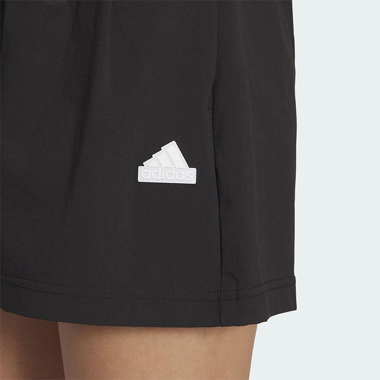 adidas SPORTSWEAR SHORTS