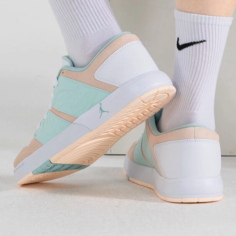 Jordan Nu Retro 1 Low "Guava Ice Jade Ice" GS