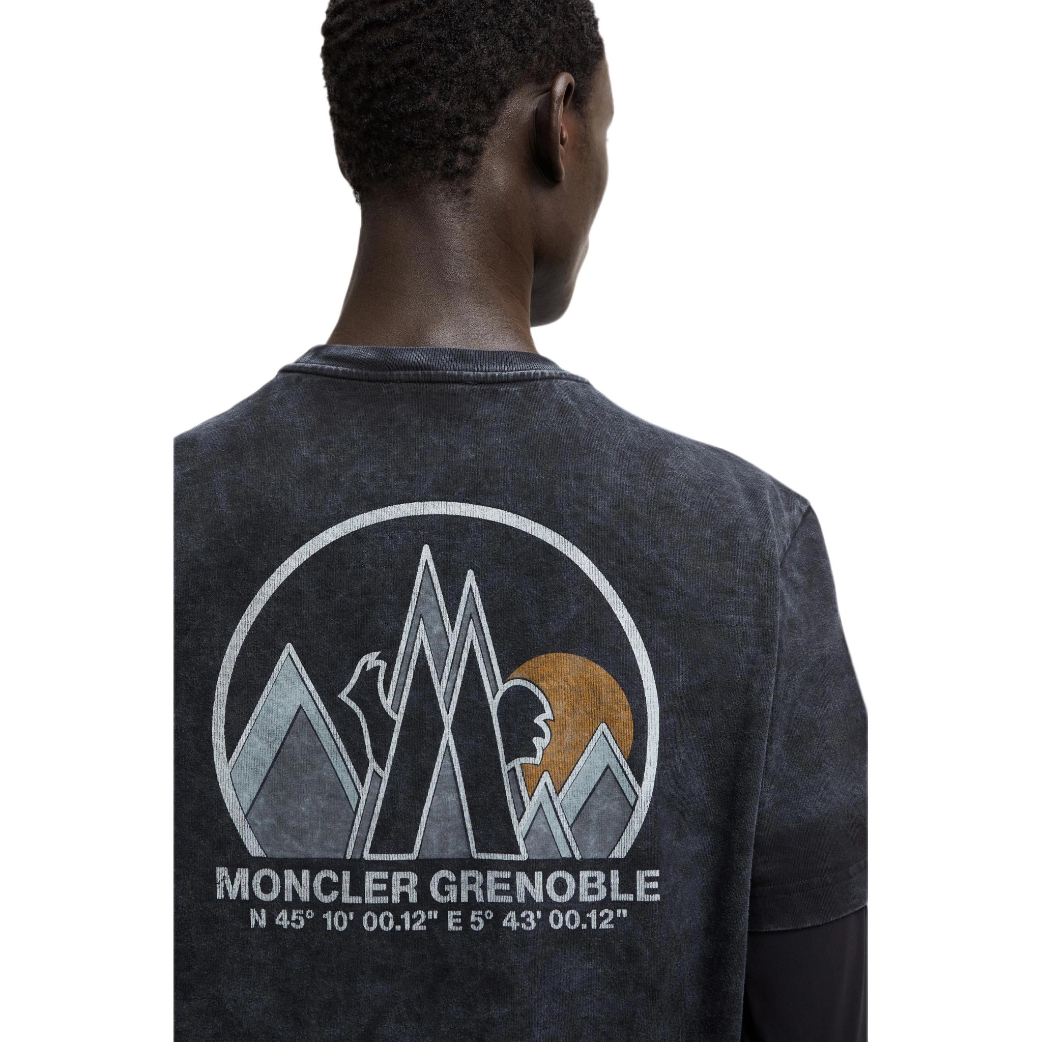 Moncler T