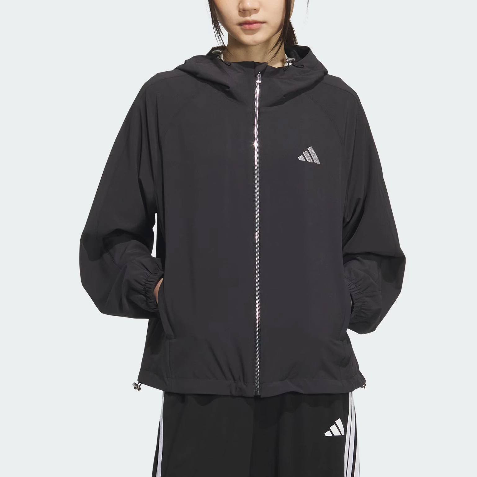 adidas MUST HAVES SS25 ALL DAY logo
