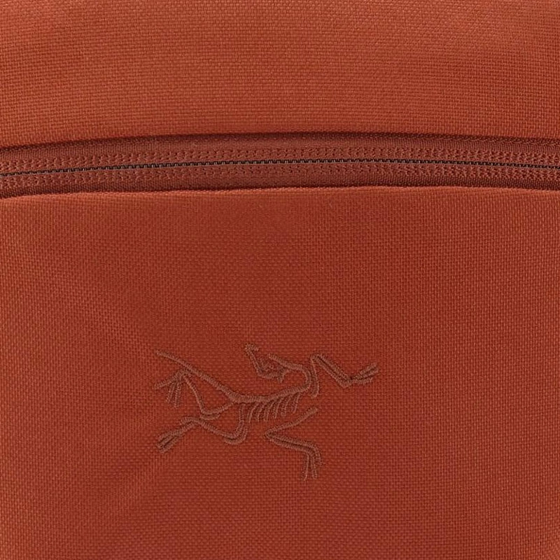 Arcteryx Mantis 2 2L