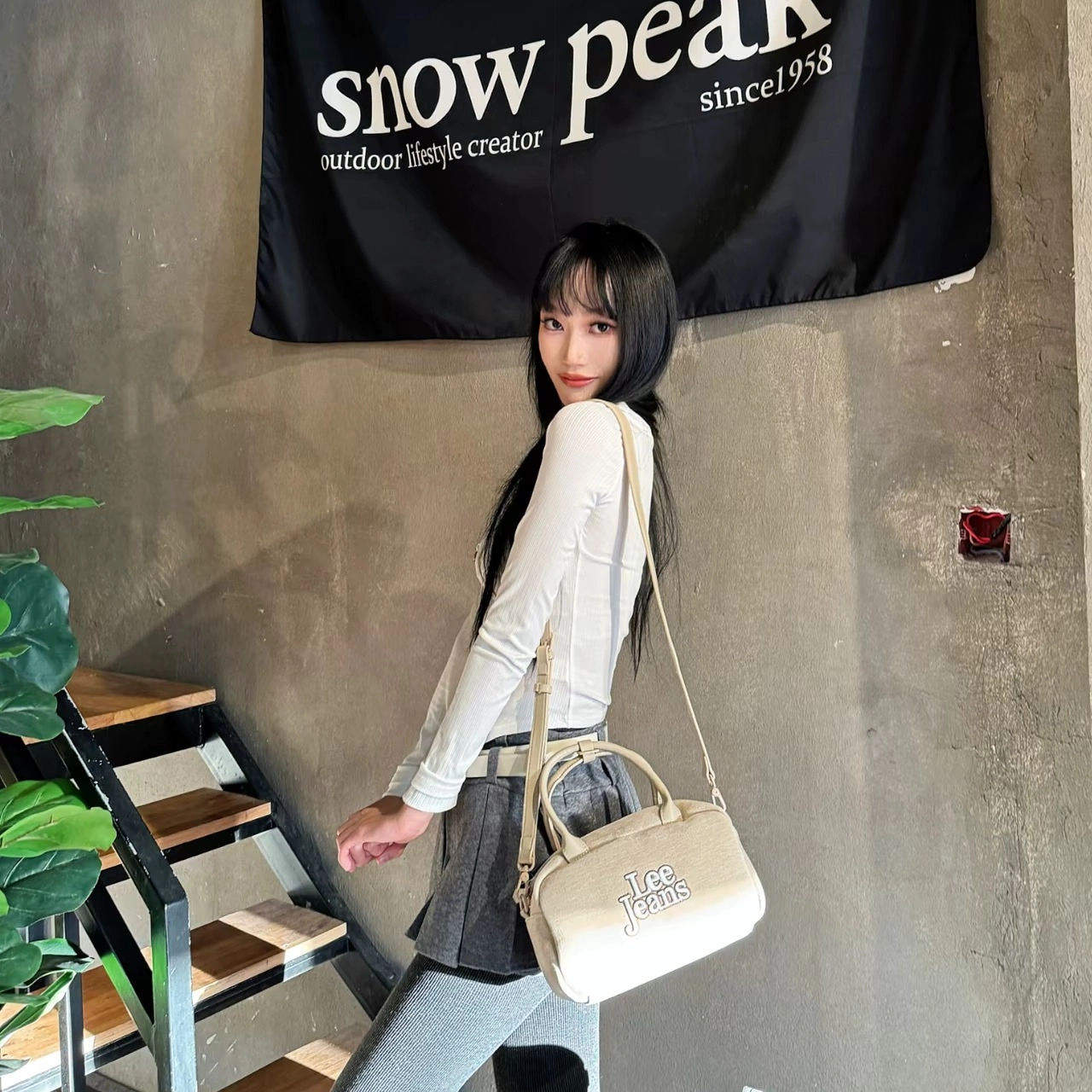 Lee