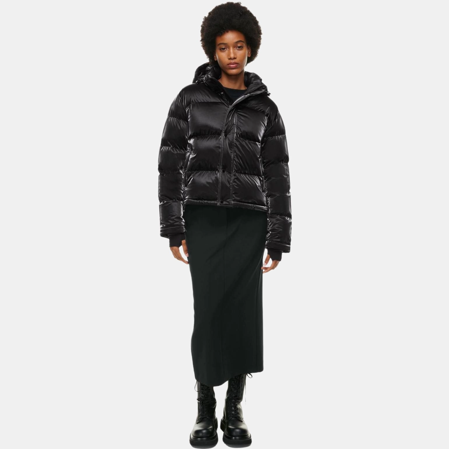 ARITZIA Super Puff Liquid Shine Shorty 4