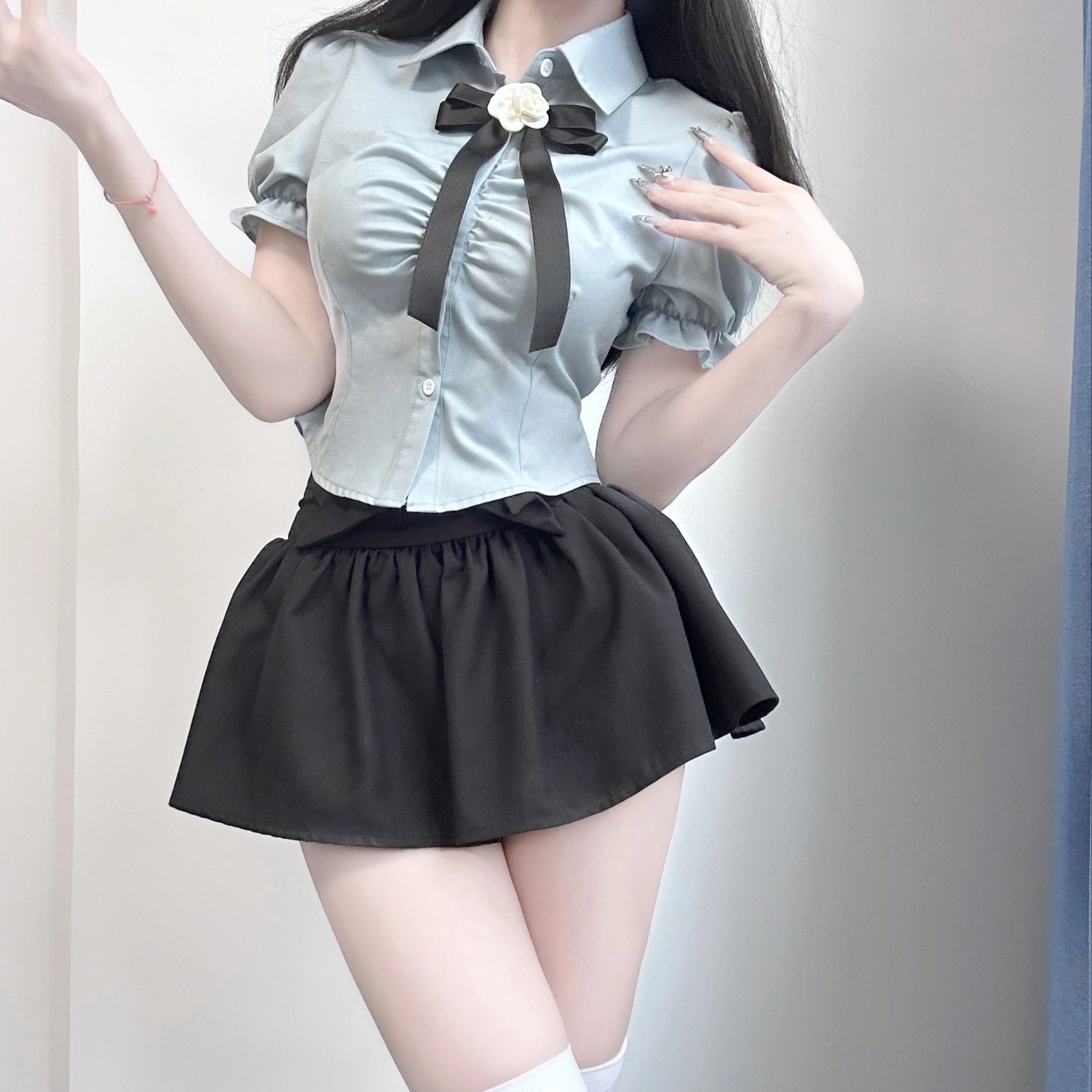 九条喵 纯色收腰抽褶泡泡袖短袖衬衫 女款 蓝色