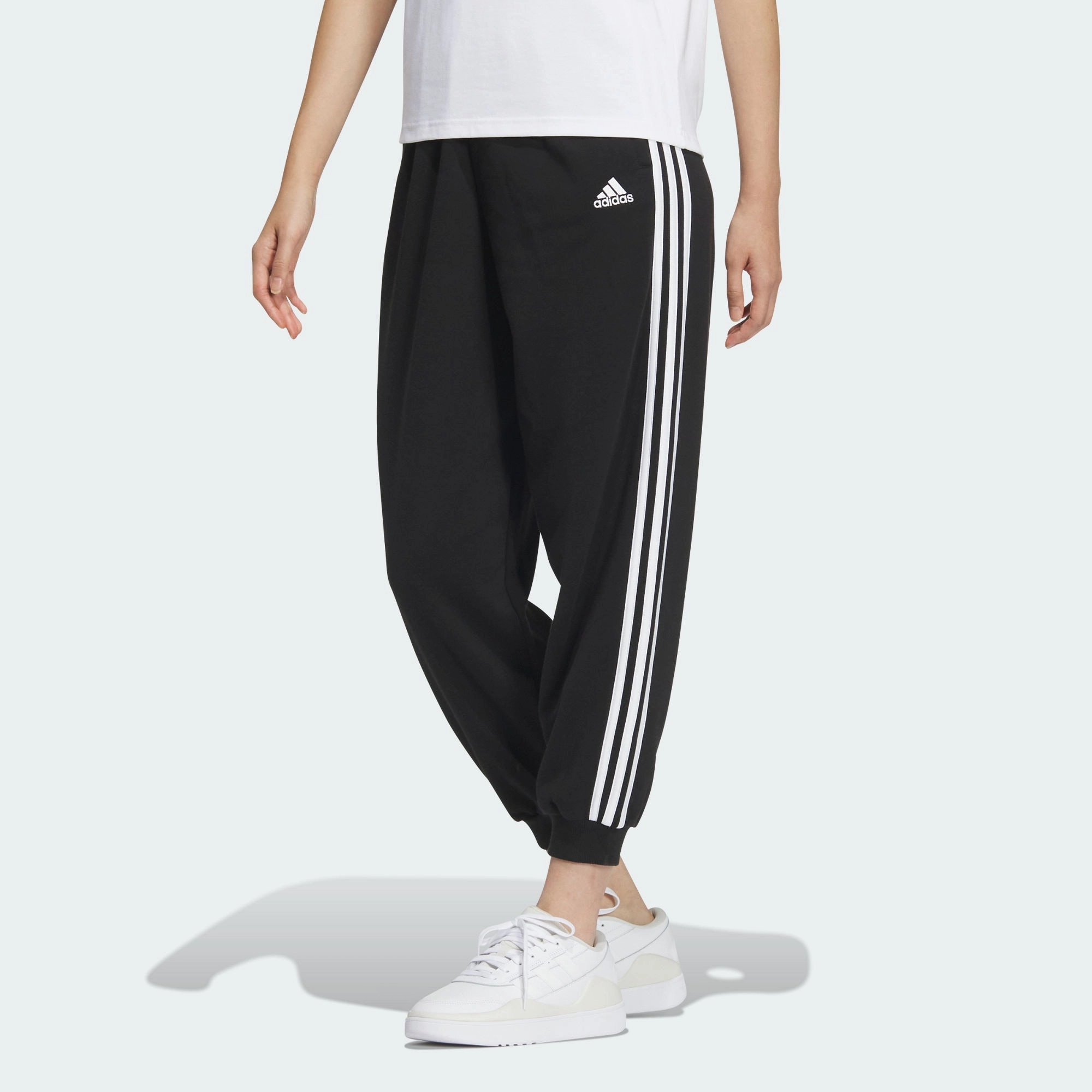 adidas ESSENTIALS Studio Lounge Pants STUDIO LOUNGE PANTS Logo