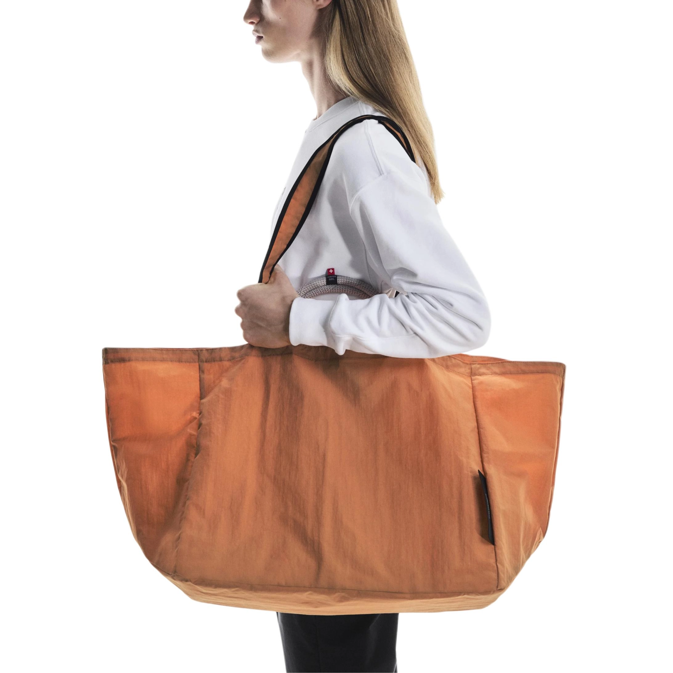 On 60L PU Tote