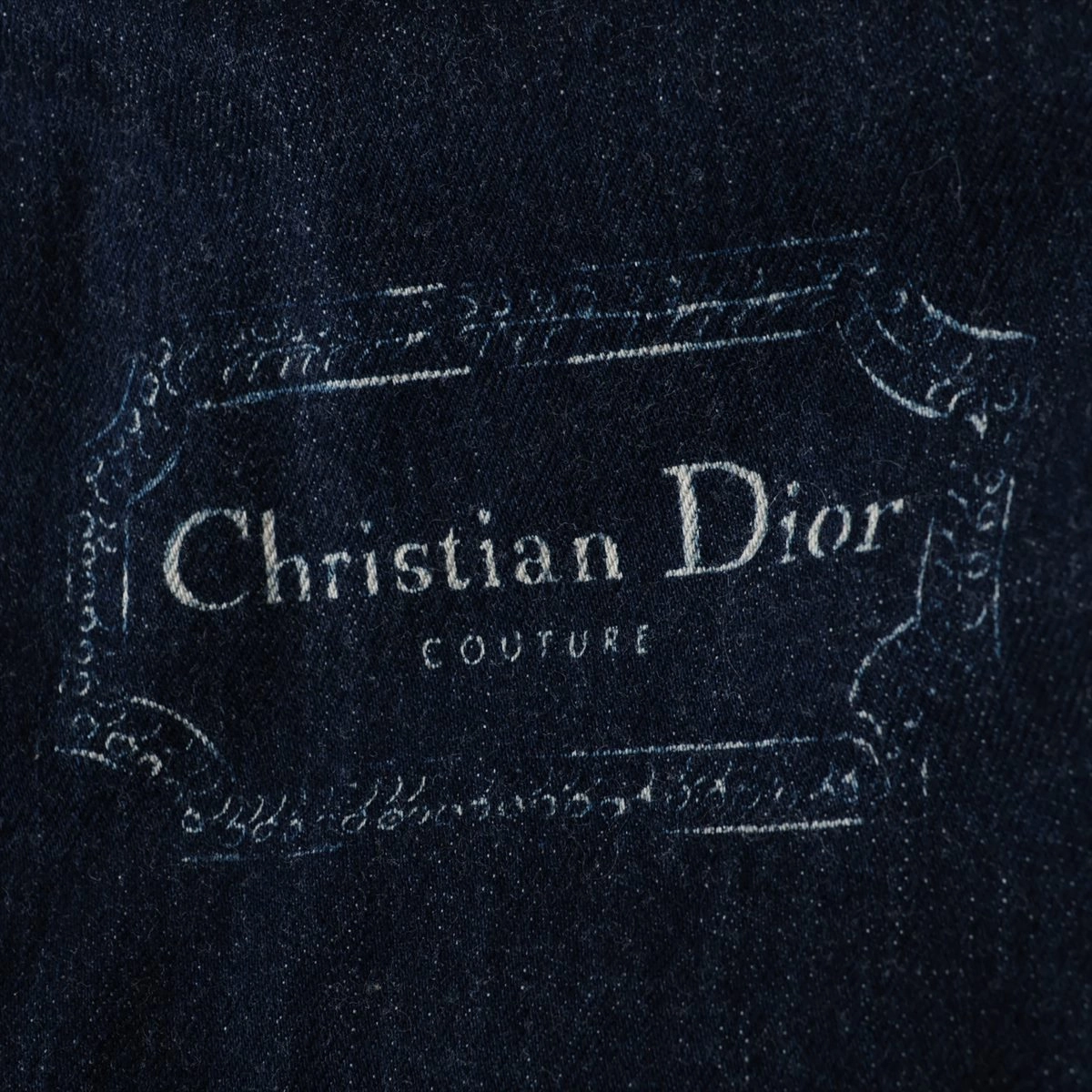 DIOR