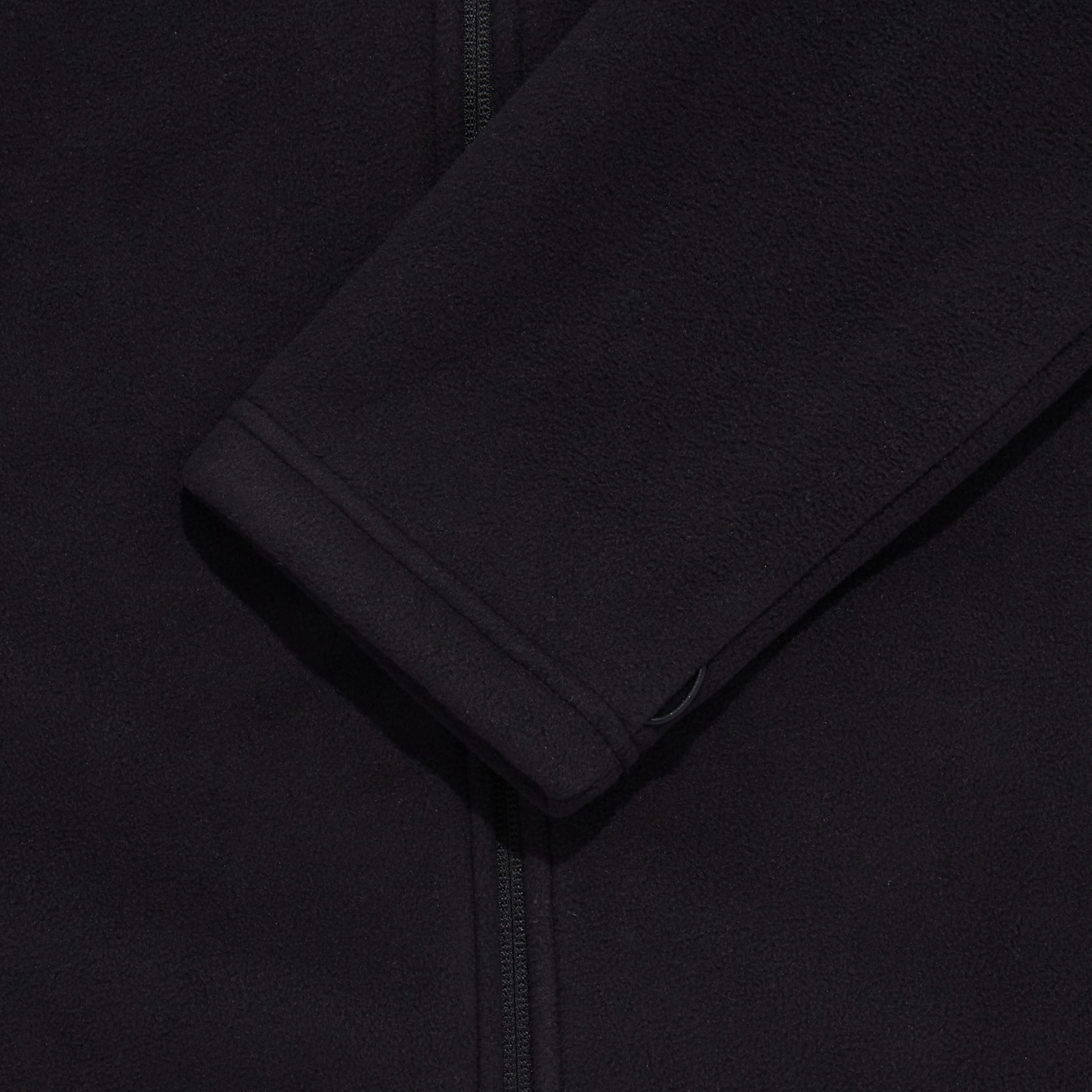 THE NORTH FACE FURRY FLEECE logo