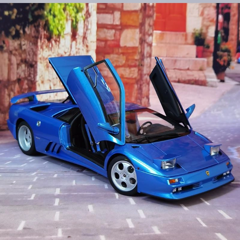 AUTOart 118 Diablo SE30 Jota