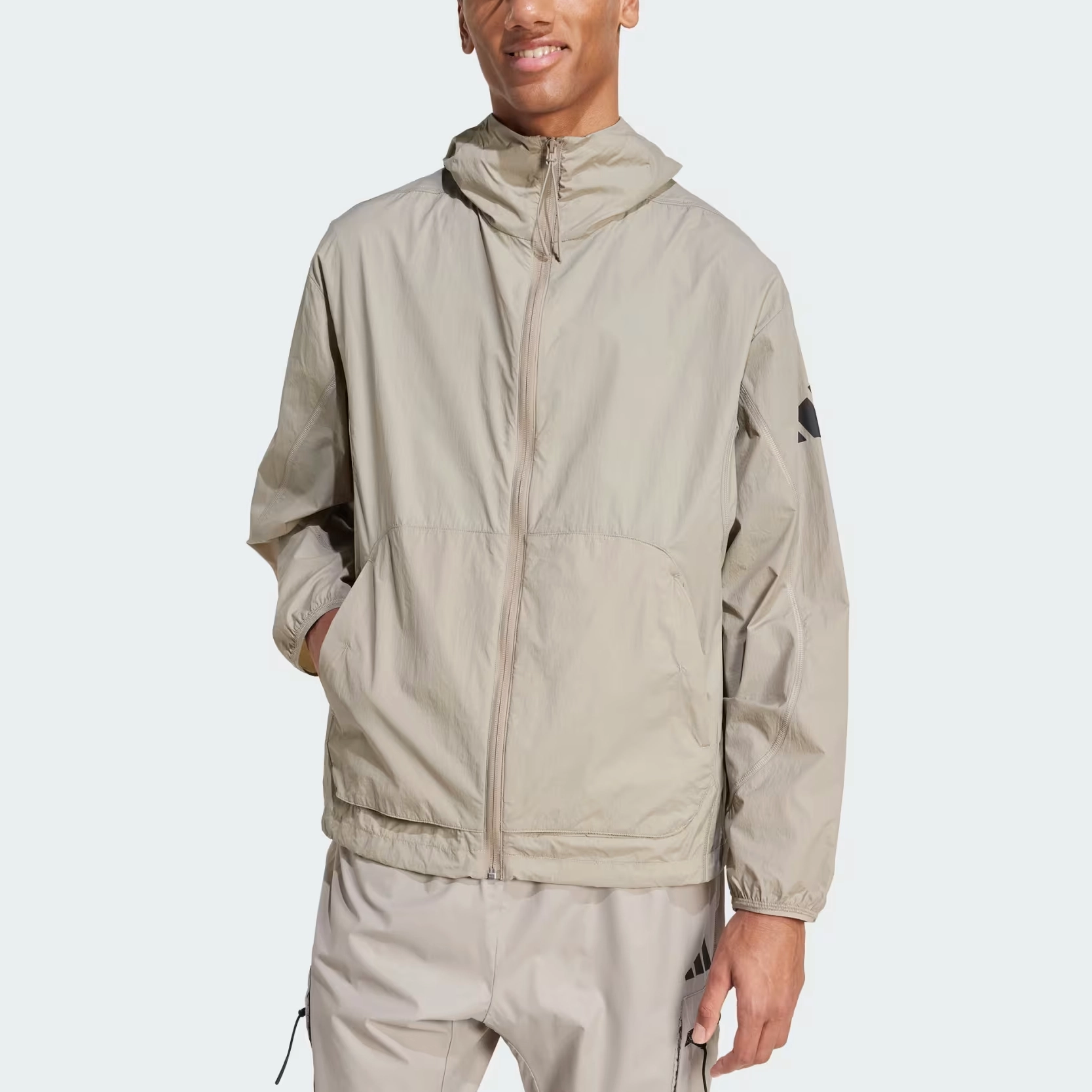 adidas CITY ESCAPEWindbreaker Sportswear logo