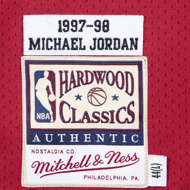 Mitchell Ness Authentic NBA AU 97-98 23