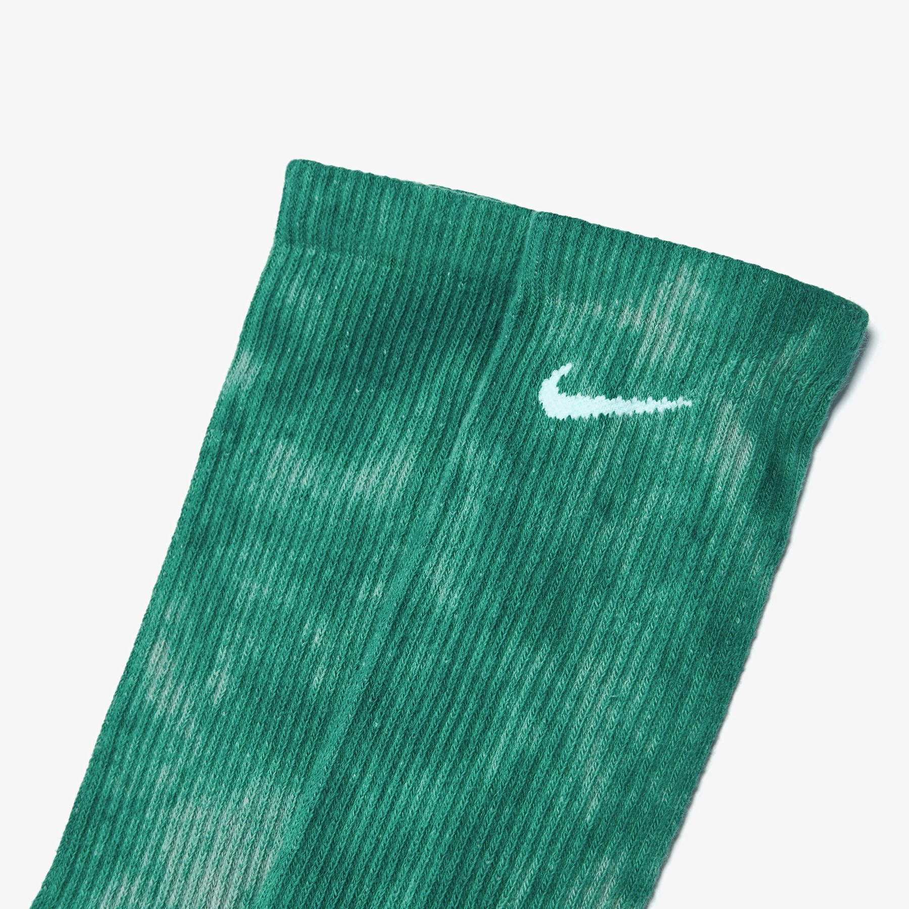 Nike Everyday Plus Logo 1