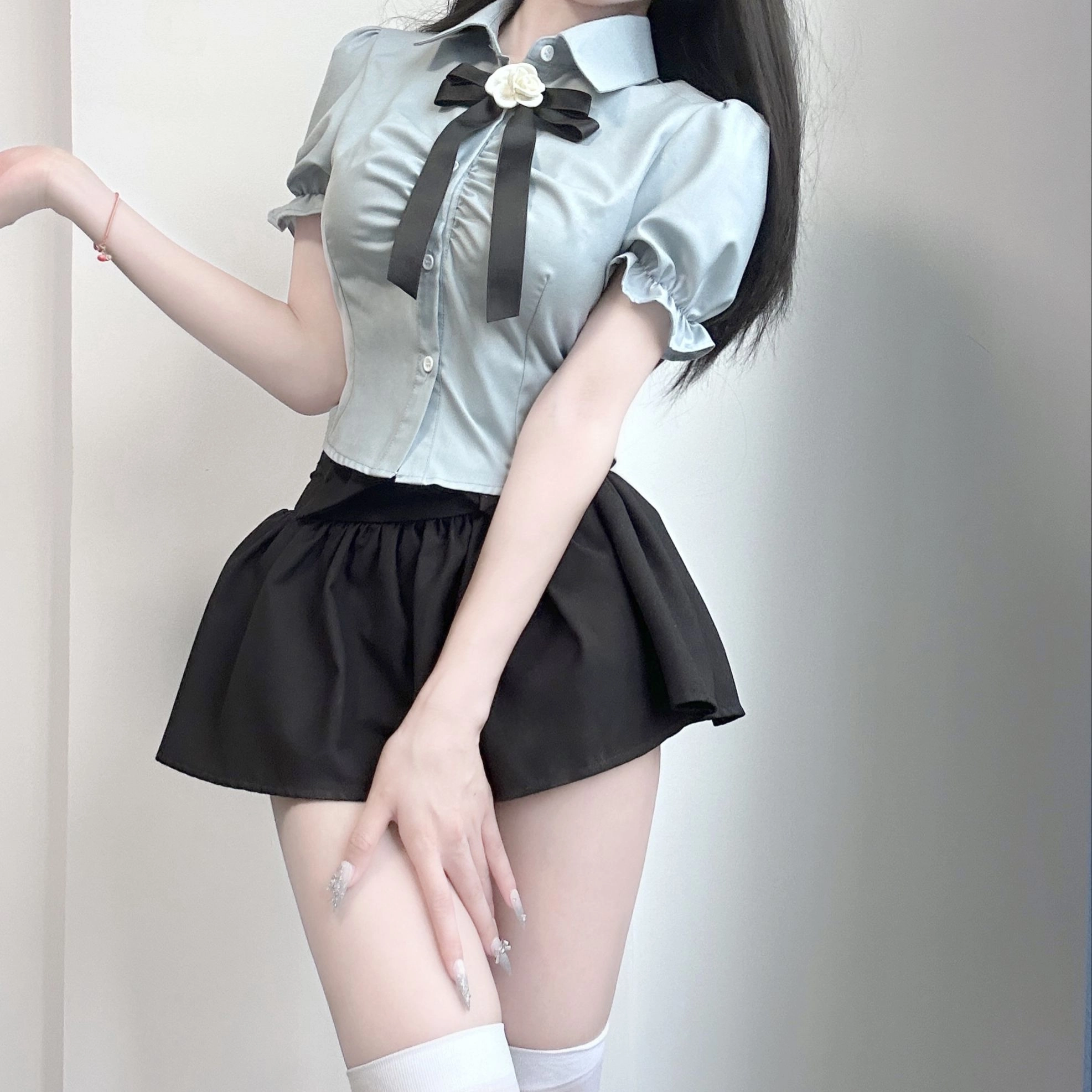 九条喵 纯色收腰抽褶泡泡袖短袖衬衫 女款 蓝色