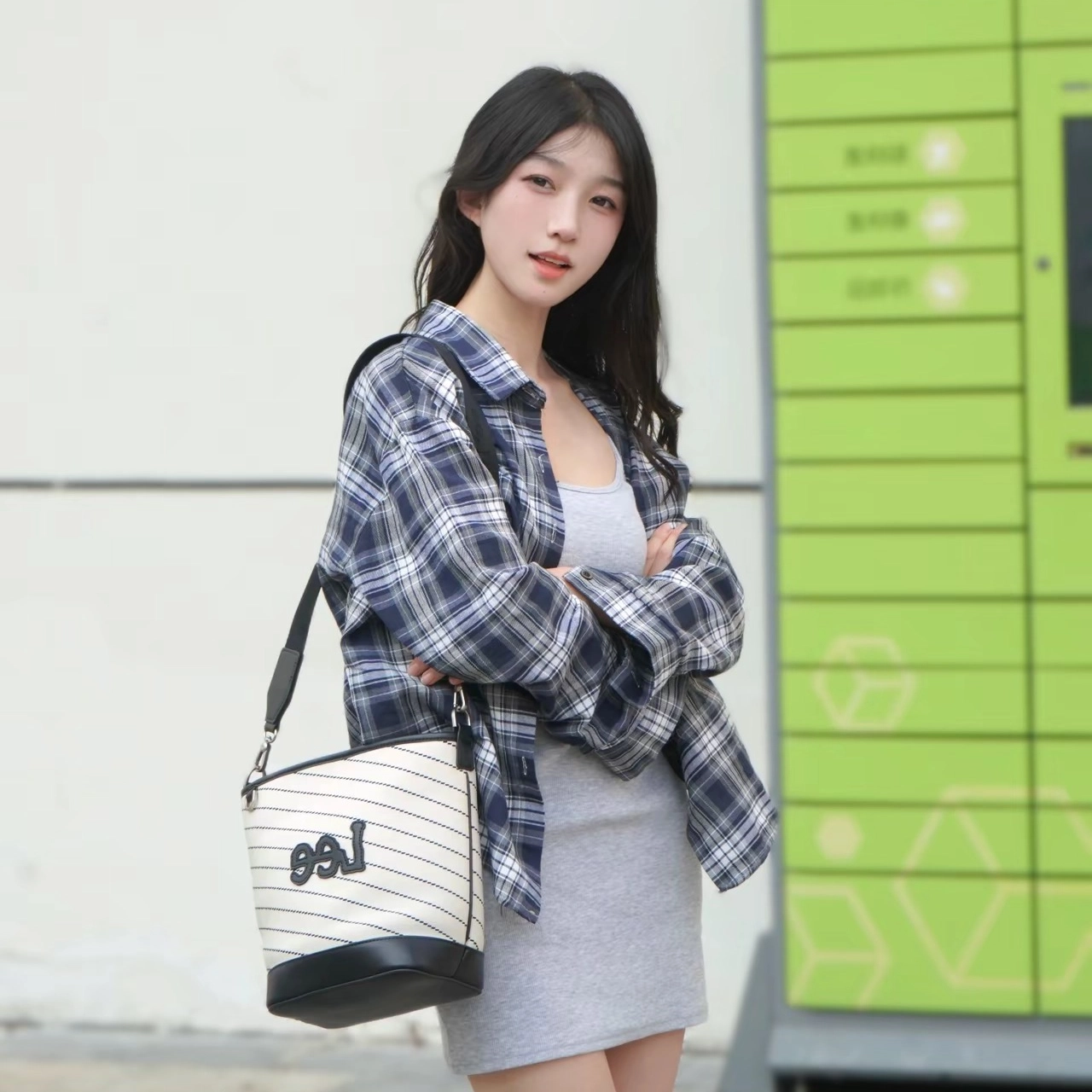 Lee