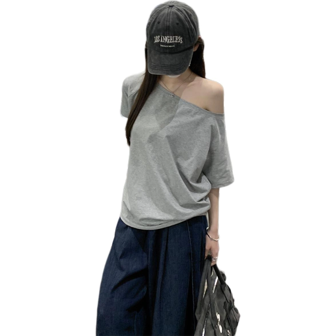 LAKESI T