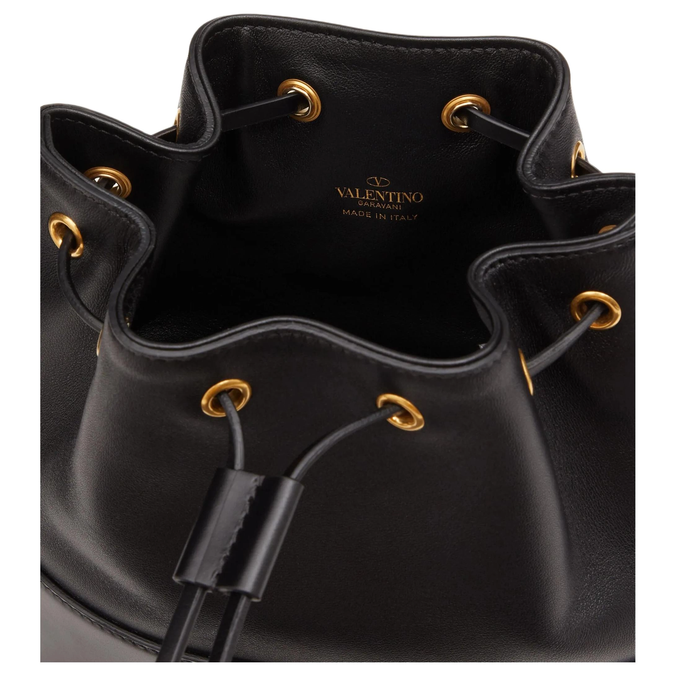 Valentino Vlogo Signature