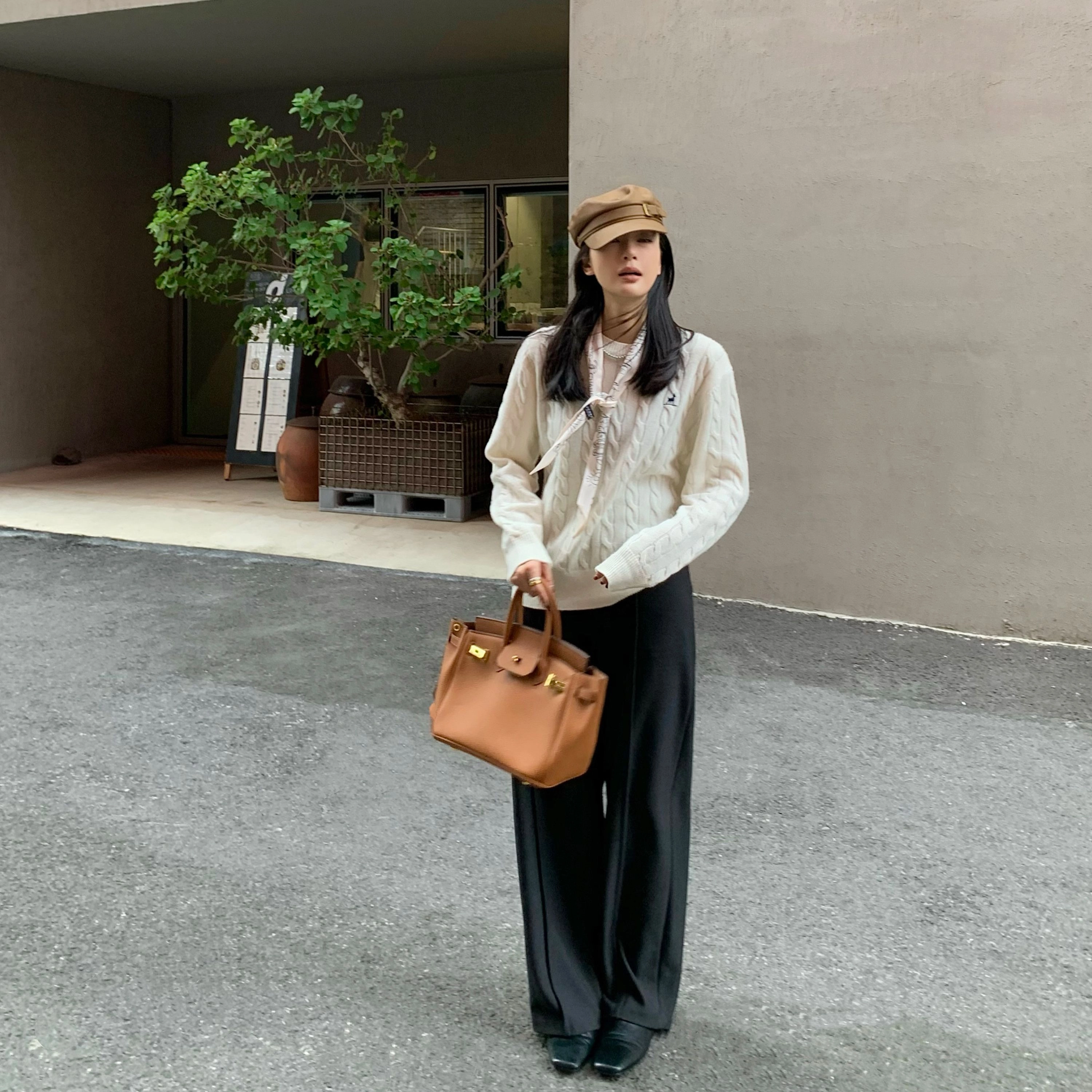 周淼 腰头对称压褶直筒阔腿裤高腰宽松休闲西装裤子 女 秋季