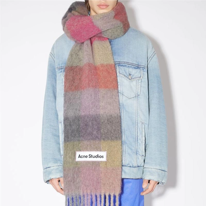 Acne Studios