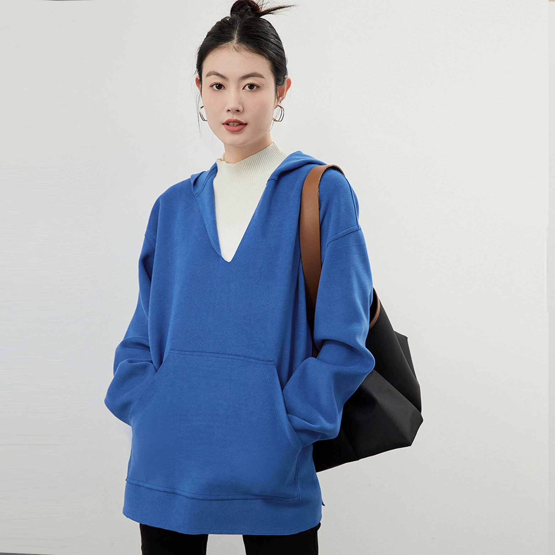 美洋 纯色连帽宽松套头毛呢卫衣 女款