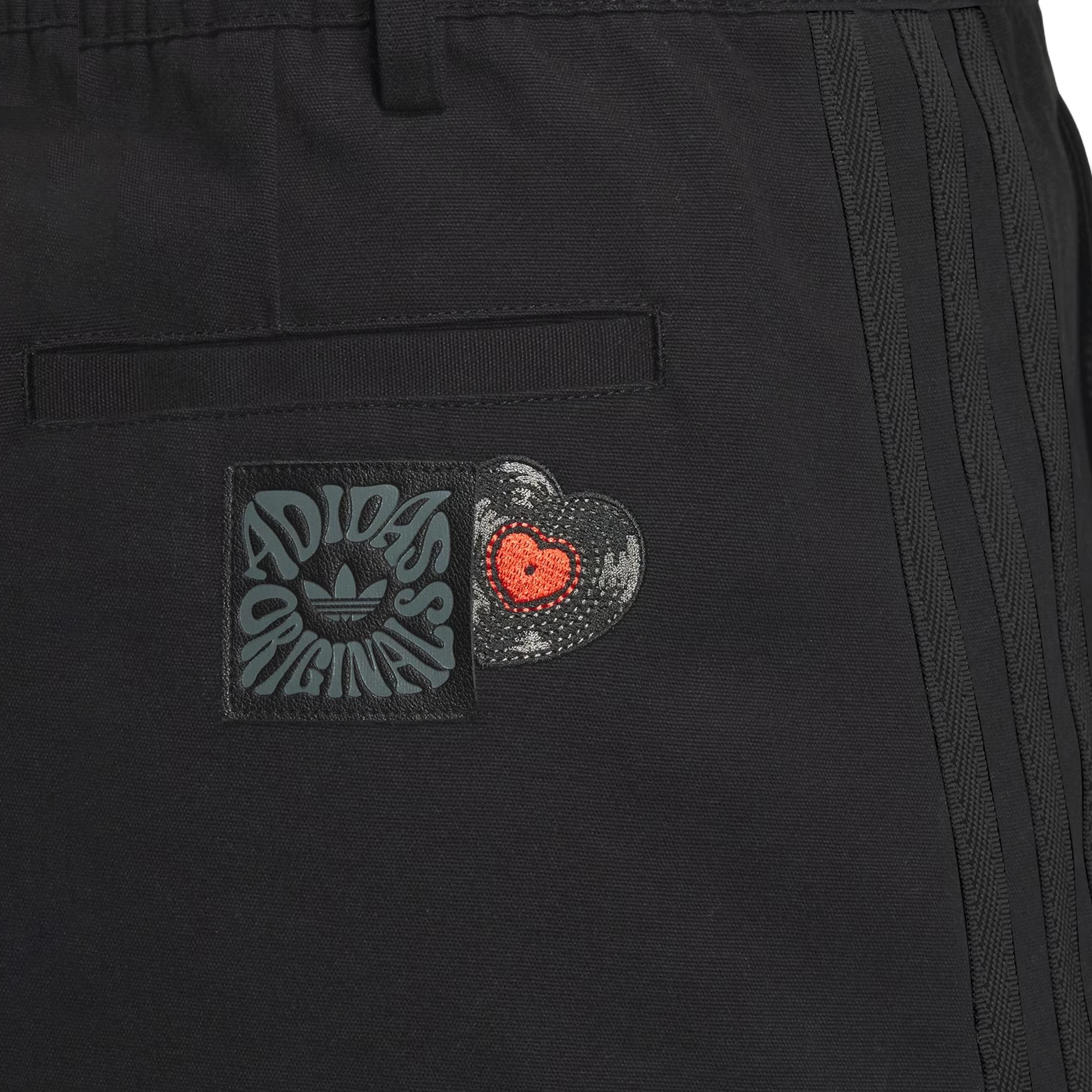 adidas originals SS24 V-Day Skirt