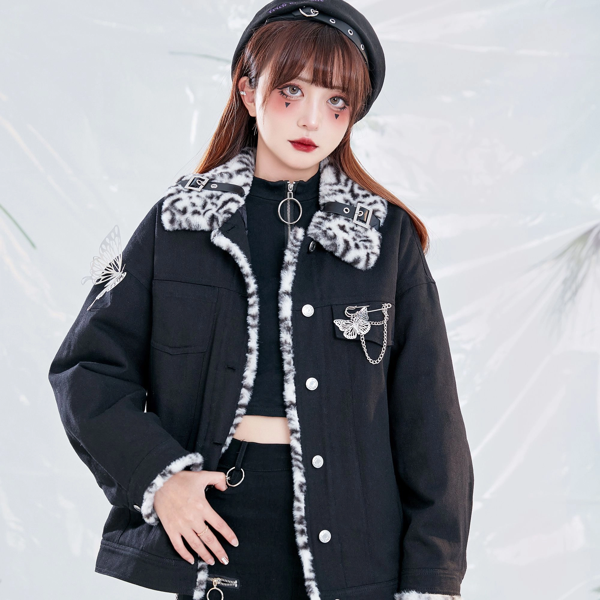 御茶家 蝴蝶风暴 豹纹拼接撞色毛领加厚短款棒球服夹克外套 女款 黑