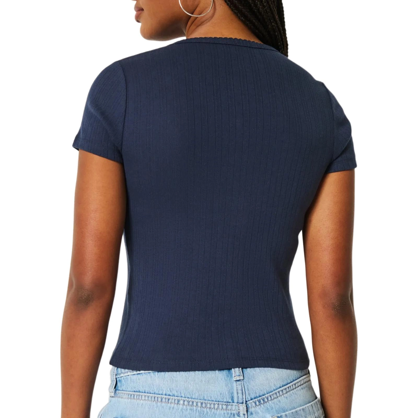 Hollister logo T