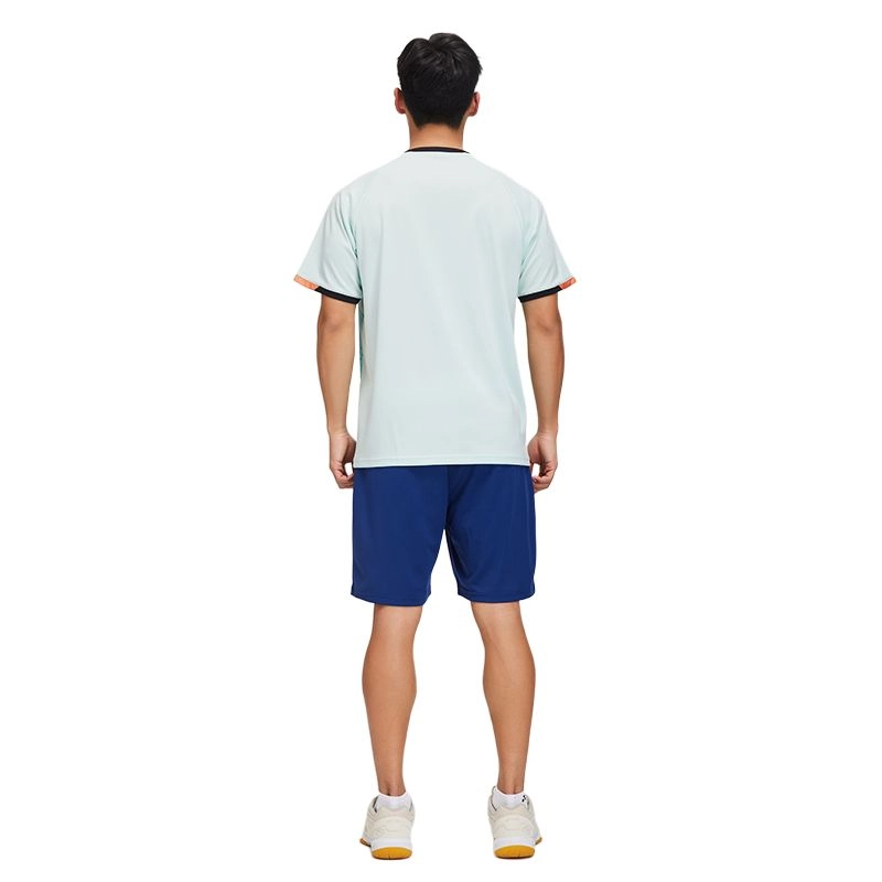 YONEX