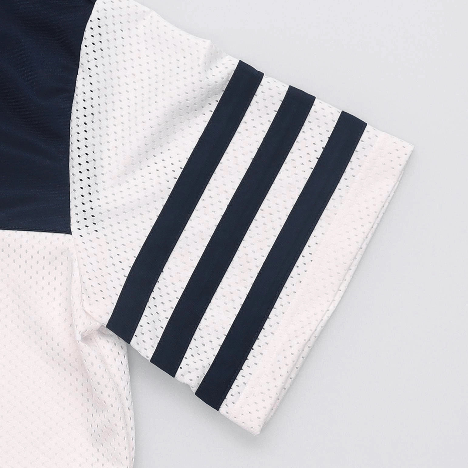 adidas SS24 V