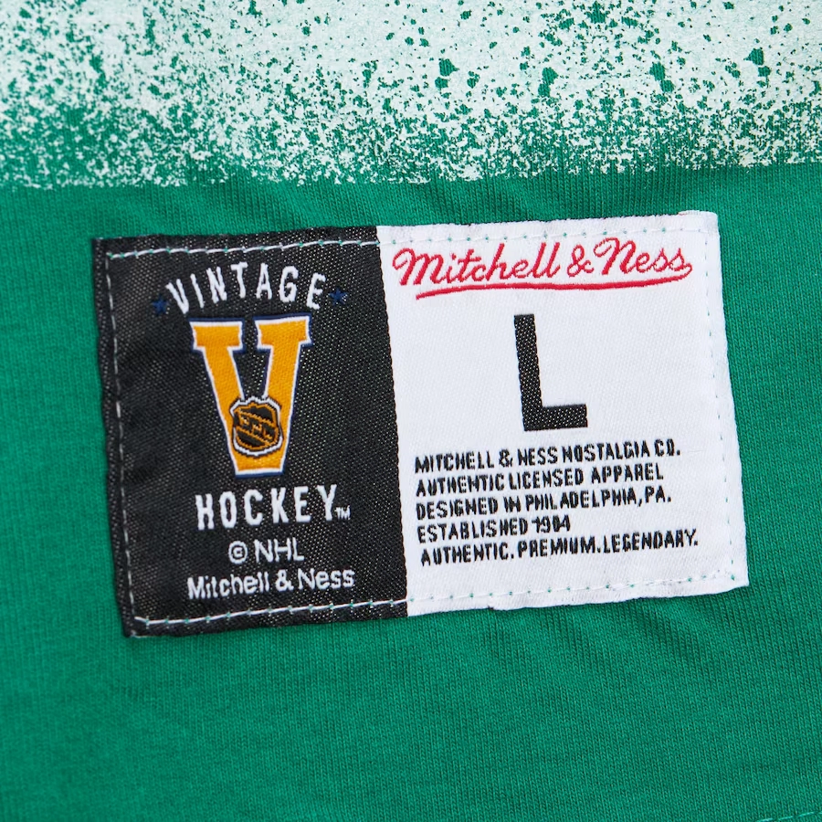 Mitchell Ness x NHL Hartford Whalers T