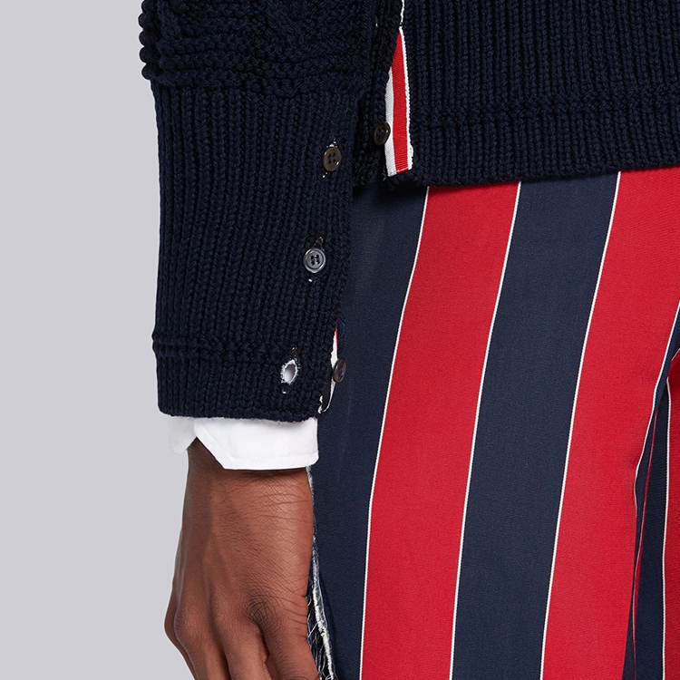 THOM BROWNE V