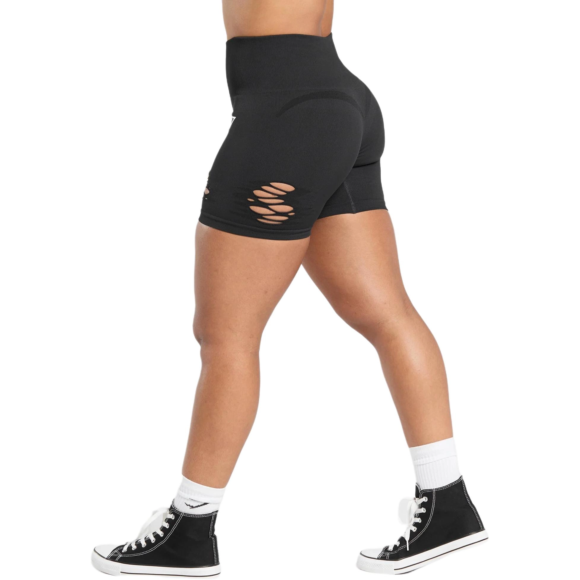 GYMSHARK Gains Seamless Distressed